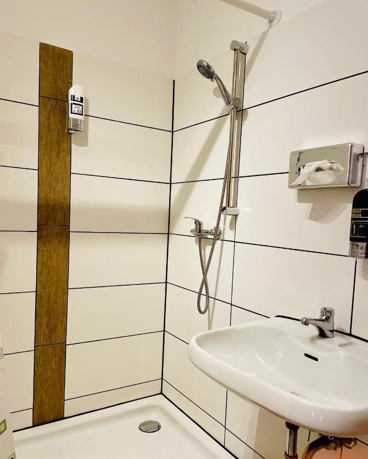 Hotel 66 Hamburg Bagian luar foto